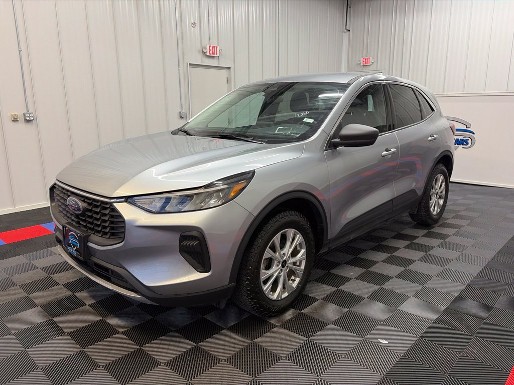 Used 2023 Ford Escape Active AWD/4WD image 7