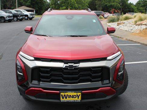 Used 2026 Chevrolet Equinox ACTIV w/ LPO, Floor Liner Package AWD/4WD image 3