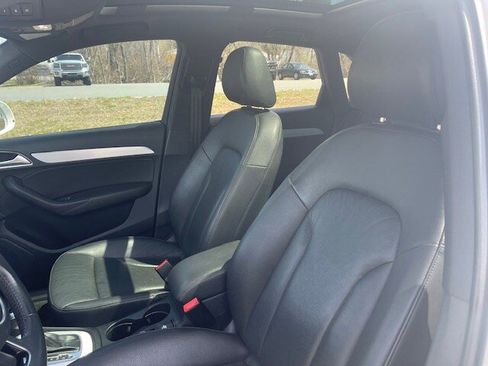 Used 2018 Audi Q3 2.0T Premium AWD/4WD image 16