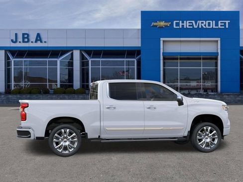 New 2026 Chevrolet Silverado 1500 High Country w/ High Country Premium Package AWD/4WD image 5