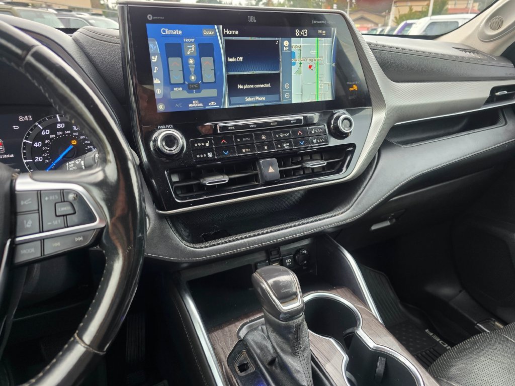 Used 2021 Toyota Highlander Platinum AWD/4WD image 23