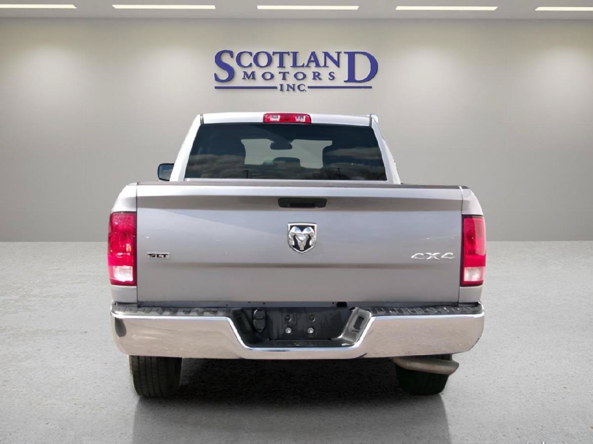 Used 2024 RAM 1500 Classic SLT AWD/4WD image 7