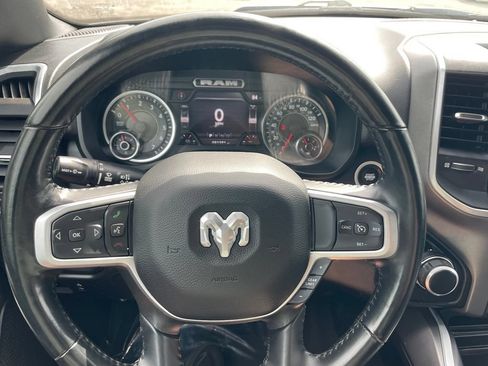Used 2022 RAM 1500 Big Horn AWD/4WD image 17
