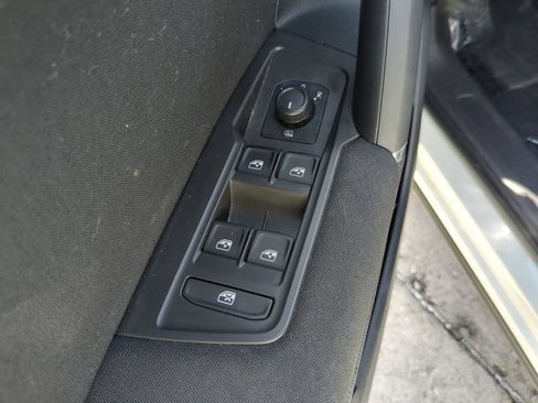 Certified 2020 Volkswagen Tiguan S AWD/4WD image 16