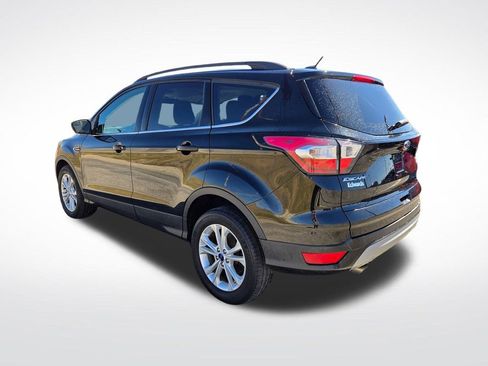 Used 2018 Ford Escape SE image 5