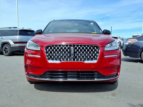 Used 2020 Lincoln Corsair Reserve w/ Equipment Group 202A AWD/4WD image 2