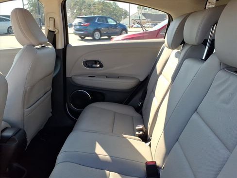 Used 2021 Honda HR-V EX-L image 7