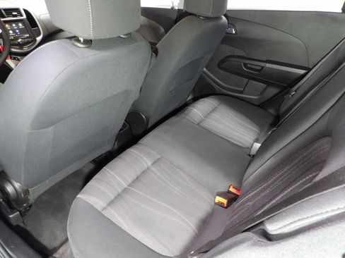 Used 2019 Chevrolet Sonic LT FWD image 11
