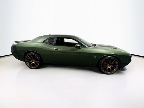 Used 2021 Dodge Challenger R/T Scat Pack w/ Scat Pack Stripe image 4
