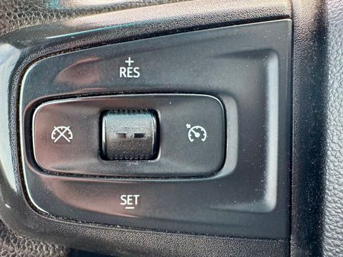 Used 2021 Chevrolet Silverado 1500 Custom image 15