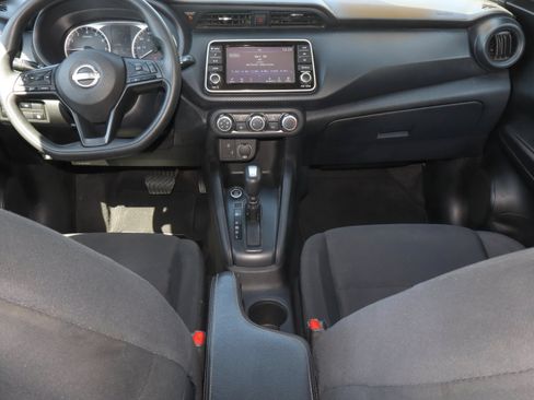 Used 2023 Nissan Kicks S FWD image 10