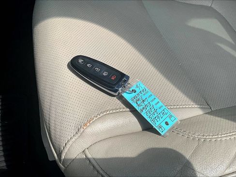 Used 2015 Ford Explorer Limited w/ Equipment Group 302A AWD/4WD image 30