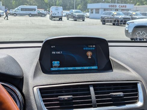 Used 2016 Buick Encore FWD image 19