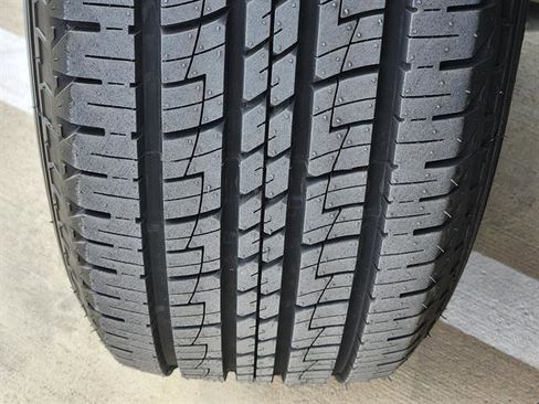 Used 2021 Chevrolet Silverado 1500 Custom image 8