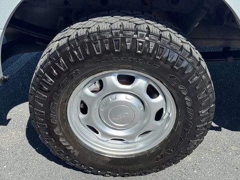 Used 2018 Ford F150 XL w/ XL Power Equipment Group AWD/4WD image 20