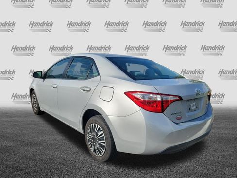 Used 2016 Toyota Corolla LE FWD image 8