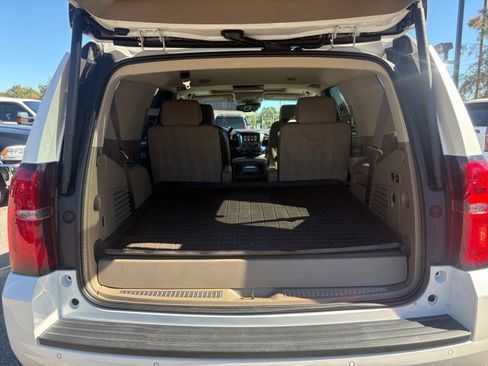 Used 2017 Chevrolet Tahoe LT image 17