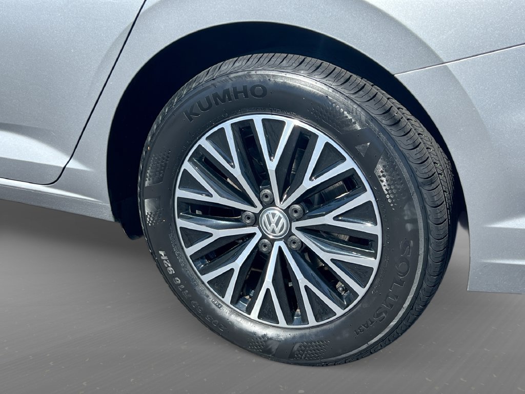 Used 2020 Volkswagen Jetta SE w/ SE Cold Weather Package FWD image 24