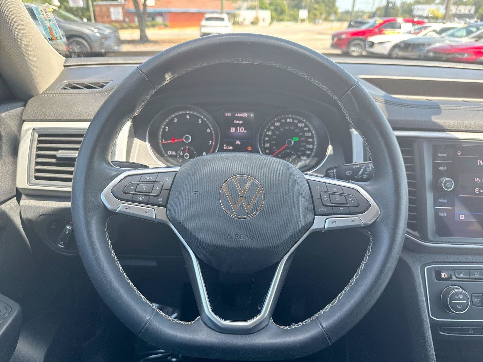 Used 2021 Volkswagen Atlas SE w/ Towing Package FWD image 6