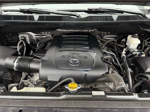 Used 2015 Toyota Tundra SR5 image 30