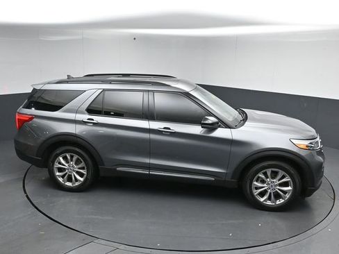 Certified 2023 Ford Explorer XLT w/ Equipment Group 202A image 54