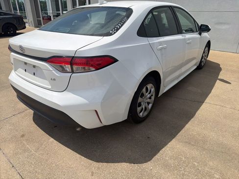 Used 2023 Toyota Corolla LE FWD image 9