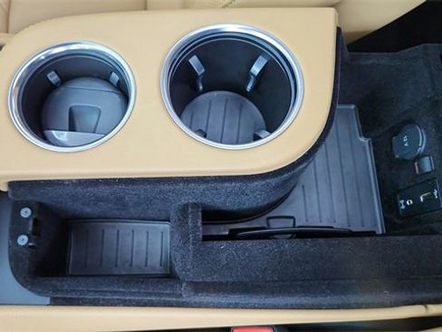 Used 2018 Porsche Panamera 4S image 51