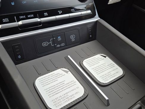 New 2026 Hyundai Santa Fe Limited image 13