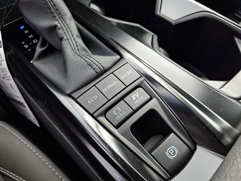 New 2026 Toyota Camry SE image 18