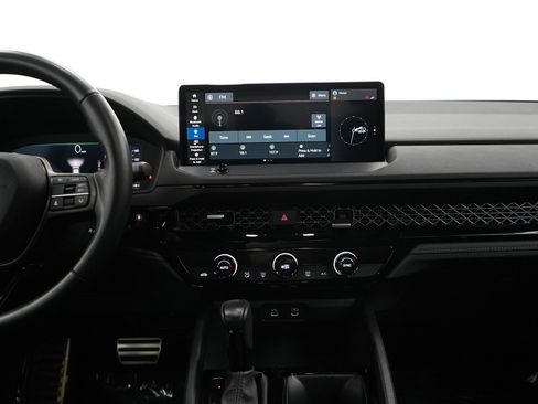 Used 2023 Honda Accord Sport image 14