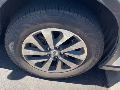 Used 2022 Subaru Outback AWD/4WD image 34