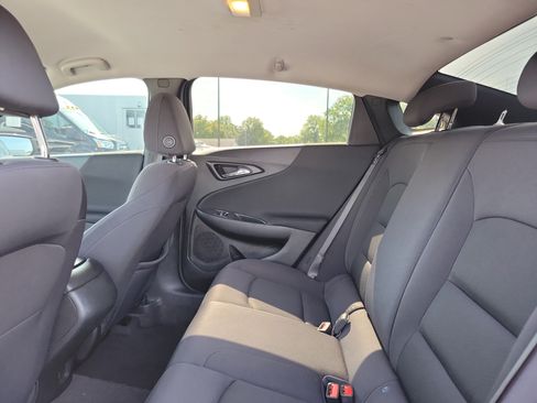 Used 2024 Chevrolet Malibu LS FWD image 11