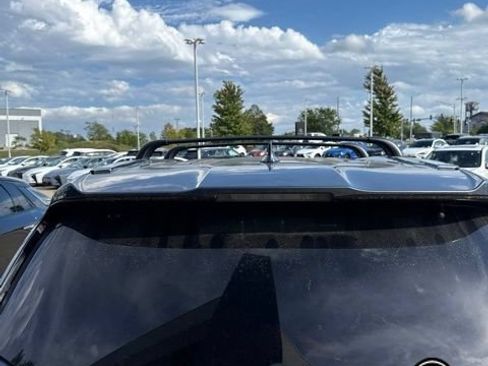 Used 2019 Toyota Highlander XLE AWD/4WD image 6