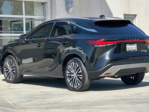 Used 2024 Lexus RX 350 image 3