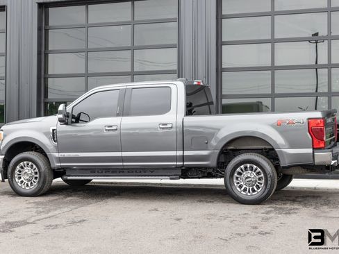 Used 2022 Ford F250 XLT w/ XLT Premium Package AWD/4WD image 5