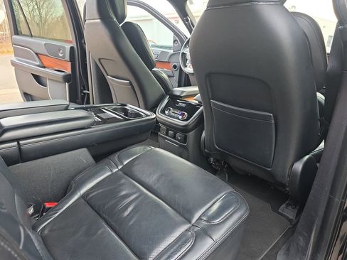 Used 2019 Lincoln Navigator L Reserve AWD/4WD image 11