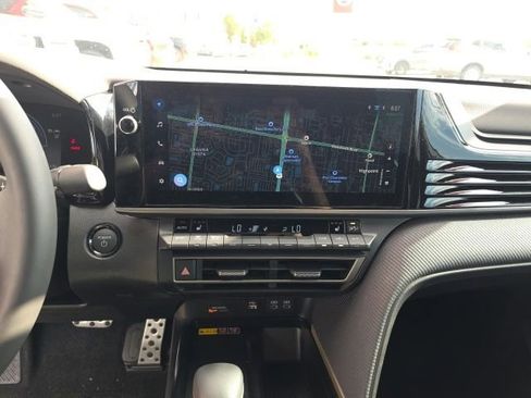 Used 2025 Toyota Camry SE w/ Multimedia Upgrade Package FWD image 18
