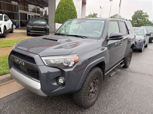 Used 2024 Toyota 4Runner TRD Off-Road Premium w/ Moonroof Package AWD/4WD image 9