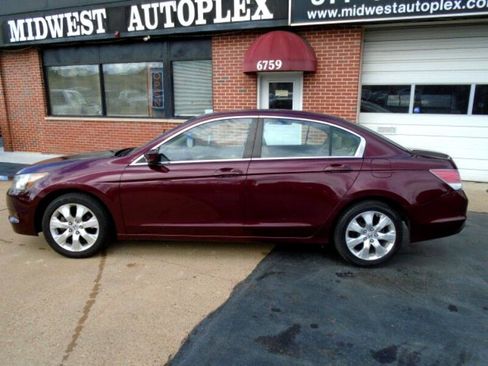 Used 2010 Honda Accord EX image 4