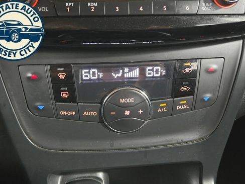 Used 2018 Nissan Sentra SV FWD image 15