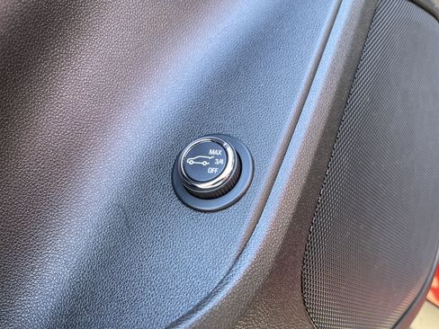 Used 2023 Chevrolet Blazer LT w/ Convenience Package image 14