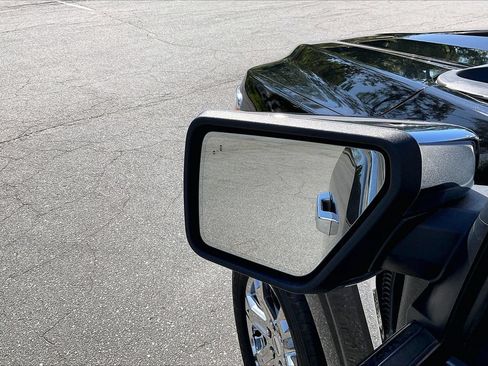 Used 2023 Ford F150 Lariat RWD image 29