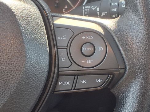 Certified 2025 Toyota RAV4 XLE AWD/4WD image 16