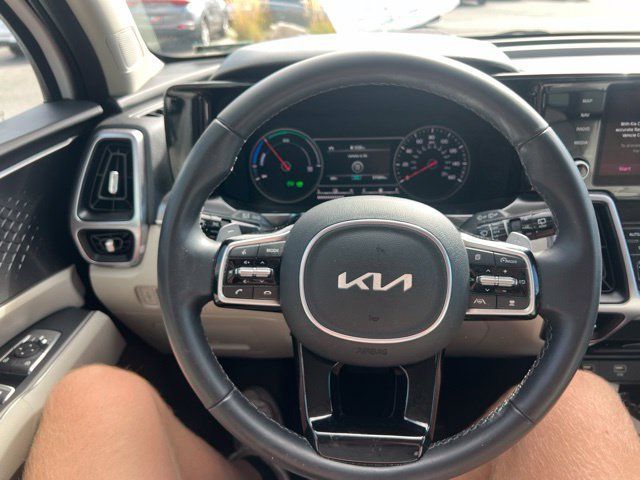 Used 2023 Kia Sorento EX AWD/4WD image 8