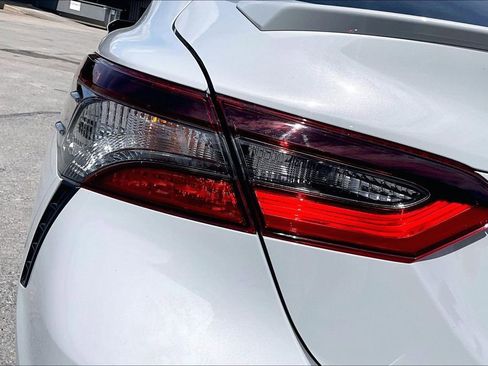 Used 2023 Toyota Camry SE image 23