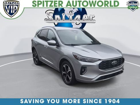 Used 2023 Ford Escape ST-Line Elite w/ Premium Technology Package AWD/4WD image 2