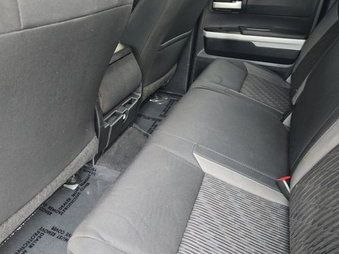 Used 2014 Toyota Tundra SR5 AWD/4WD image 11