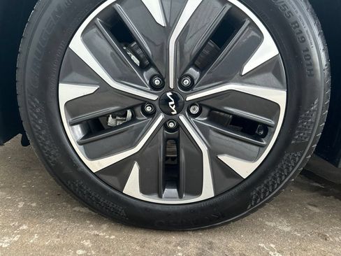 Used 2024 Kia EV6 Light RWD image 24