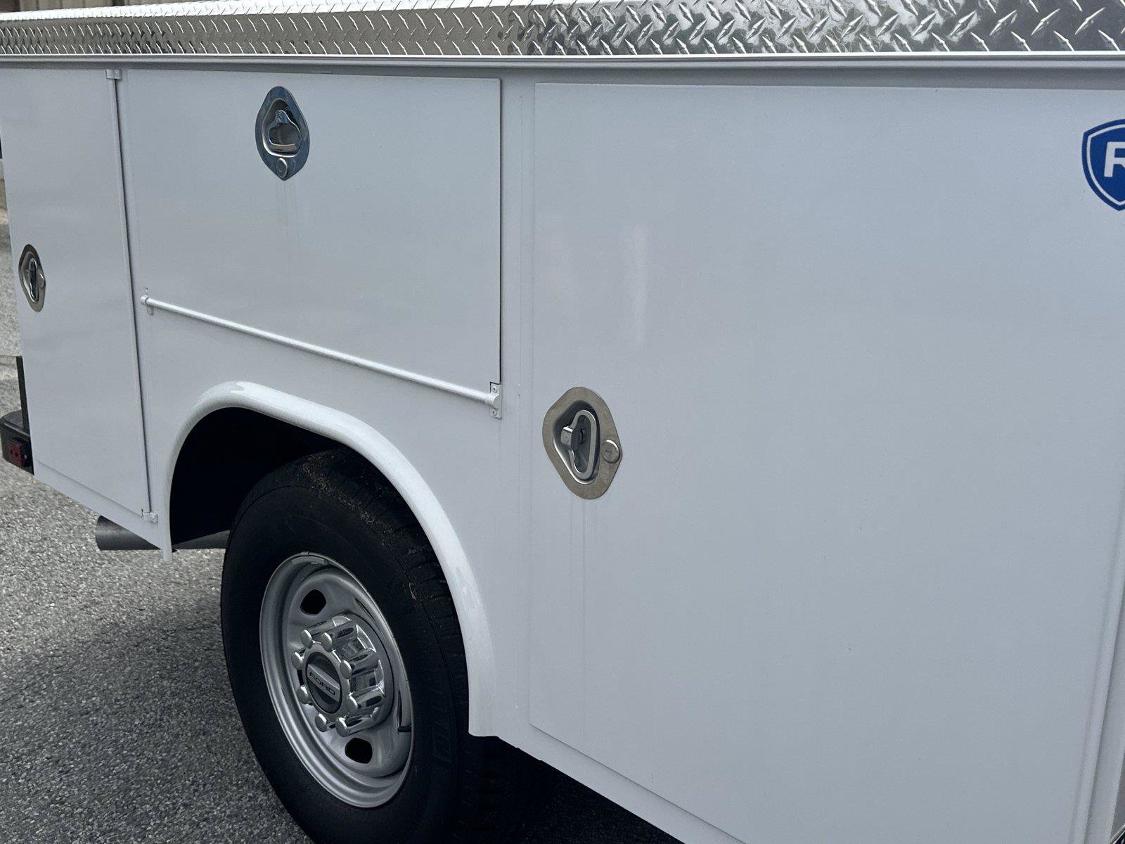 New 2024 Ford F250 XL w/ XL Chrome Package RWD image 14