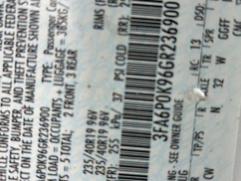 Used 2016 Ford Fusion Titanium image 19